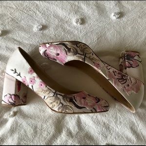 Kelly & Katie Floral Embroidered Block Heel